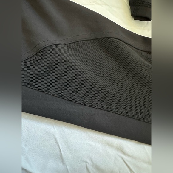 LULULEMON/ Black Mesh Leggings/6 - Picture 6 of 8